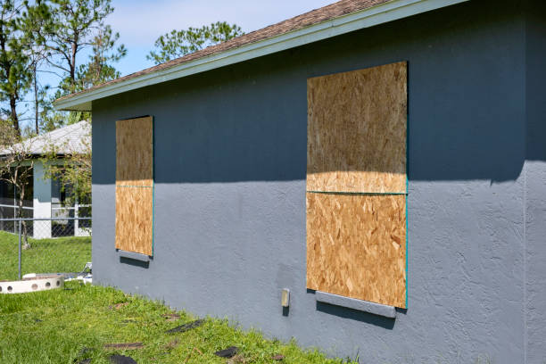 Siding Removal and Disposal in Irvine, KY